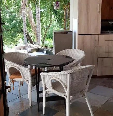 A Farm Stay - Casablanca'S Private Cottage,No Loadshedding! Hazyview Exterior foto